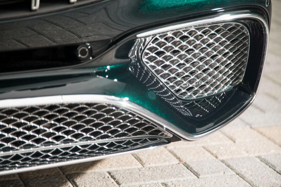 Детали экстерьера Mercedes-AMG S65 Cabriolet (A217) 2018 года  (NA) (фото 28 из 42)
